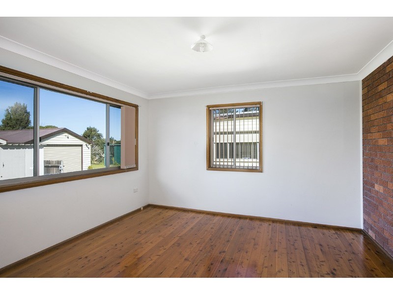 35 Redman Avenue, Thirroul NSW 2515