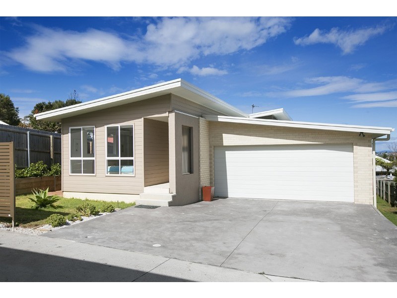 2/9 Mountain Road, Austinmer NSW 2515