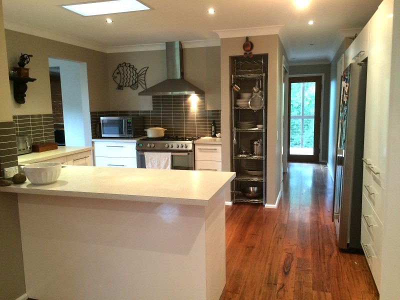 11 Coast Road, Thirroul NSW 2515