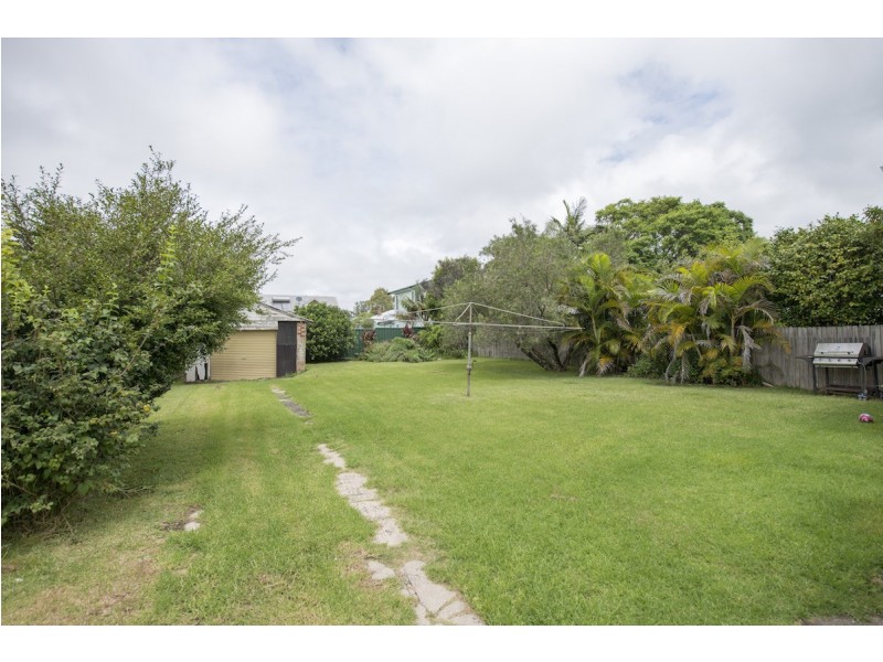 5 George Street, Thirroul NSW 2515