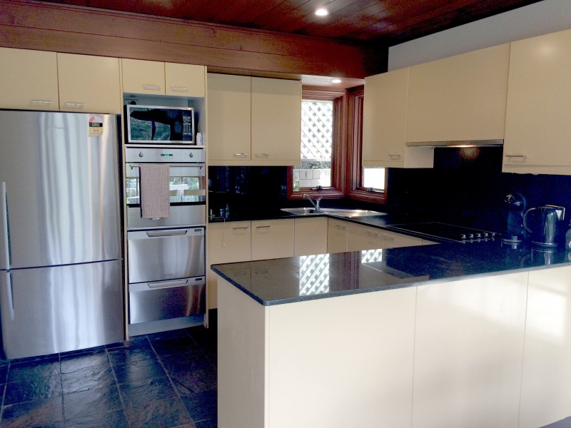 16 Lady Wakehurst Drive, Otford NSW 2508