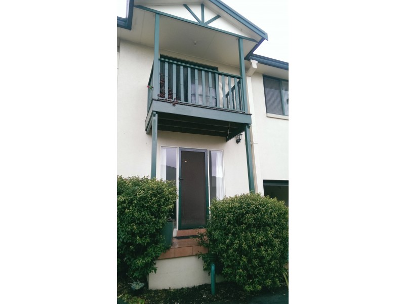 8/232-234 Princes Highway, Bulli NSW 2516