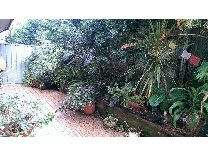 8/232-234 Princes Highway, Bulli NSW 2516