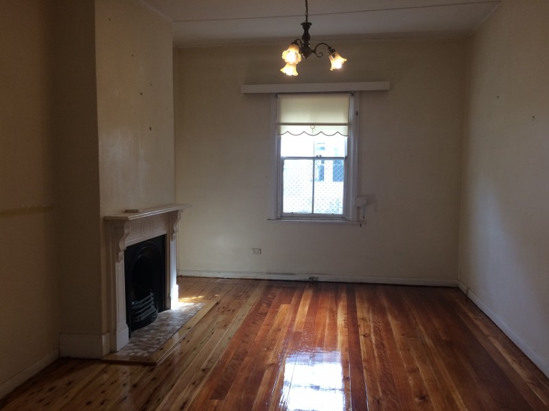 7  George Street, Thirroul NSW 2515