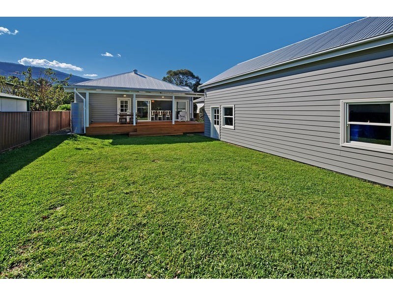 9 George Street, Thirroul NSW 2515