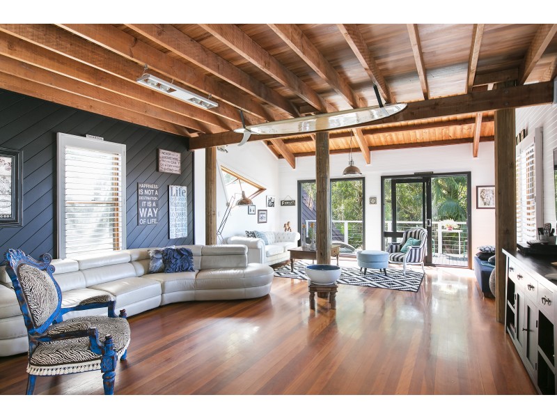 4 Coast Street, Thirroul NSW 2515