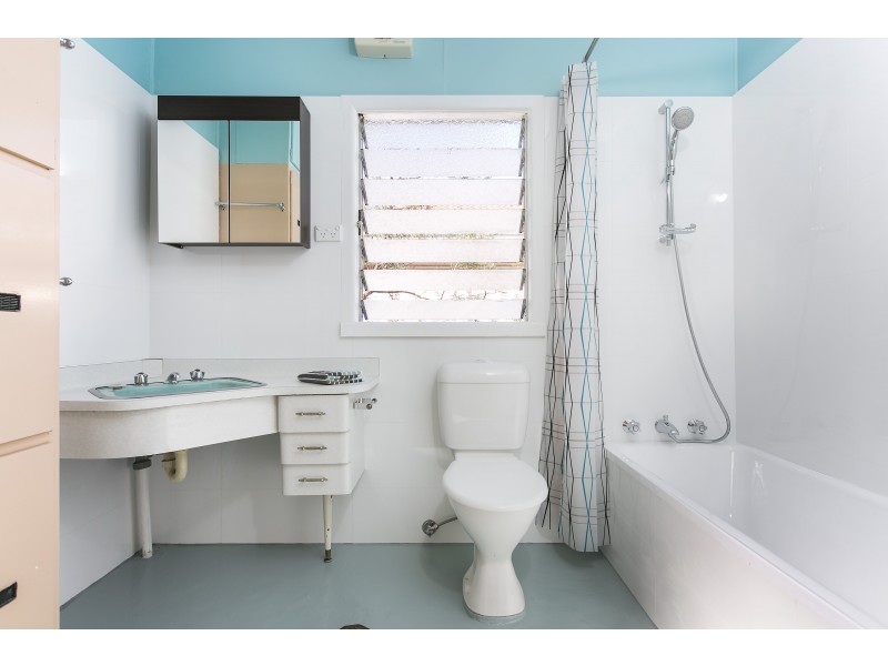 32 George Street, Thirroul NSW 2515