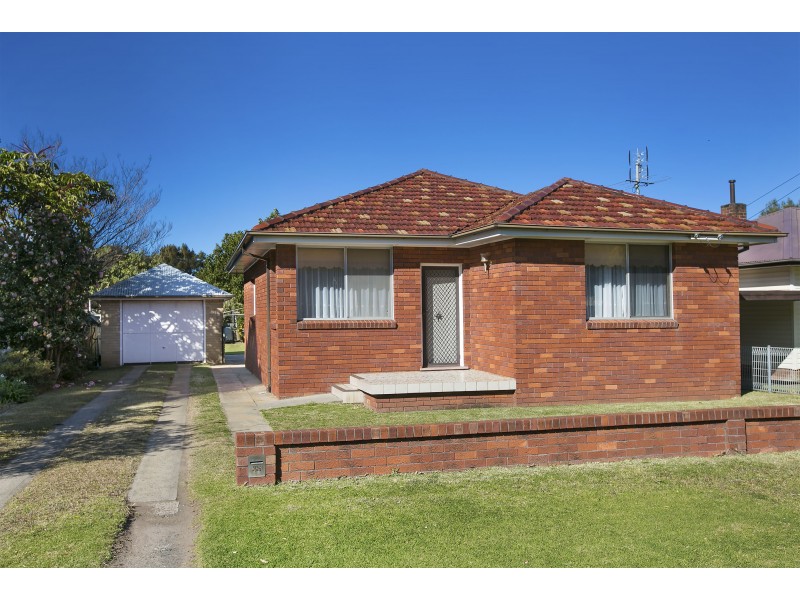 35 Redman Avenue, Thirroul NSW 2515