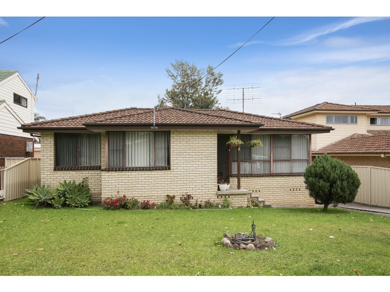 8 Thrower Avenue, Mount Warrigal NSW 2528