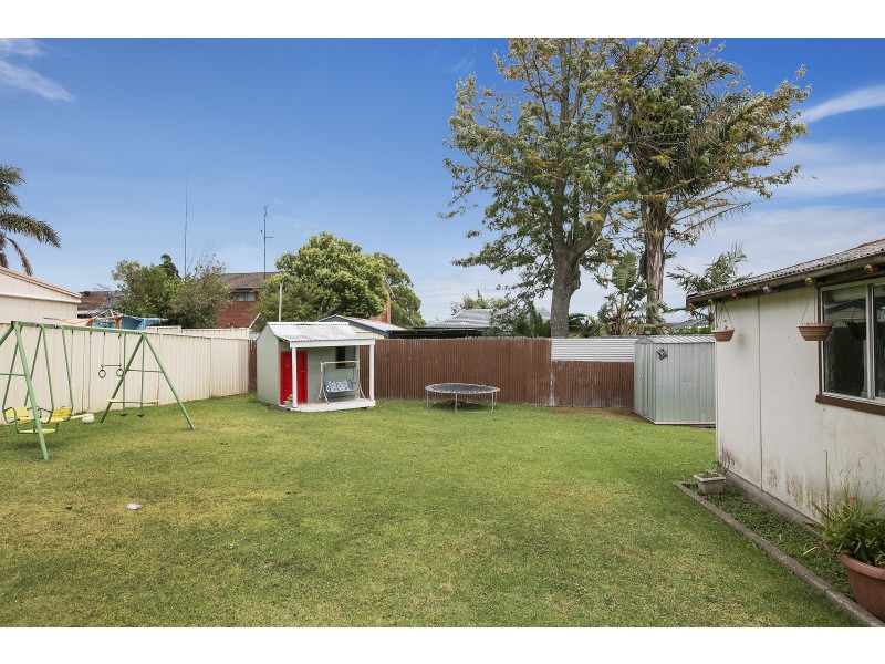 8 Thrower Avenue, Mount Warrigal NSW 2528
