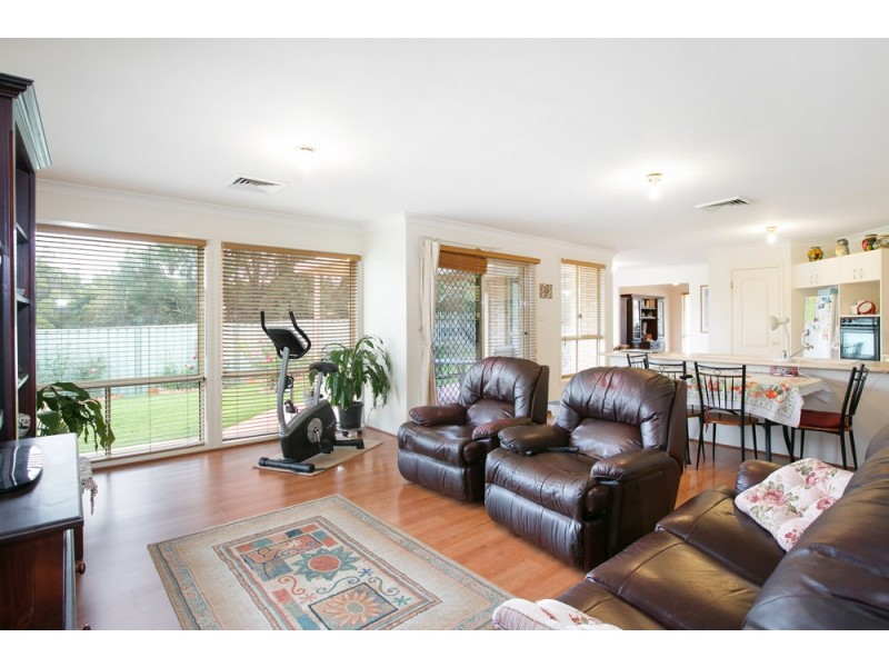 9 Diamantina Circuit, Albion Park NSW 2527