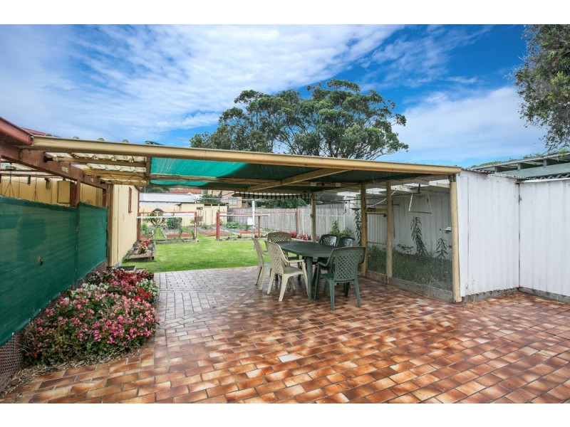 73 Lakeview Parade, Primbee NSW 2502
