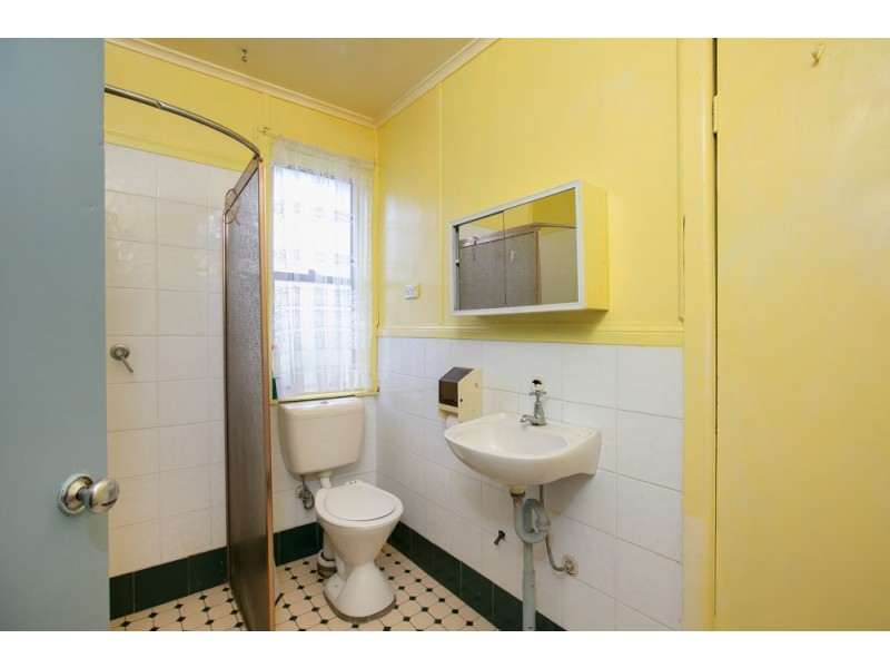 1 Elouera Street, Lake Illawarra NSW 2528