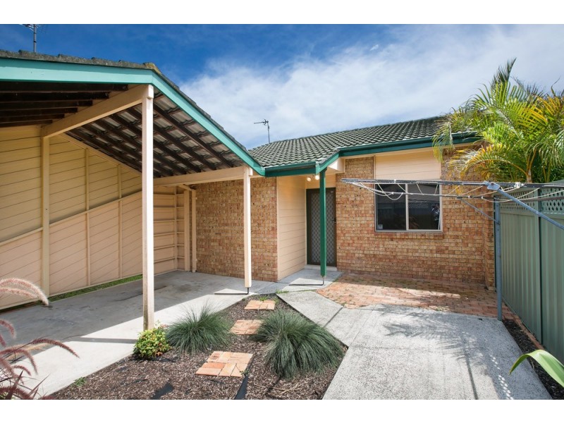 11/12 Bellbird Close, Barrack Heights NSW 2528