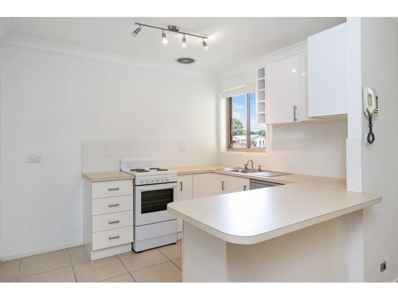 11/12 Bellbird Close, Barrack Heights NSW 2528