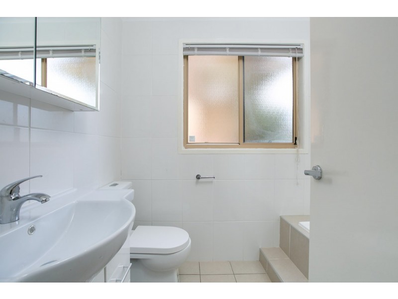 11/12 Bellbird Close, Barrack Heights NSW 2528