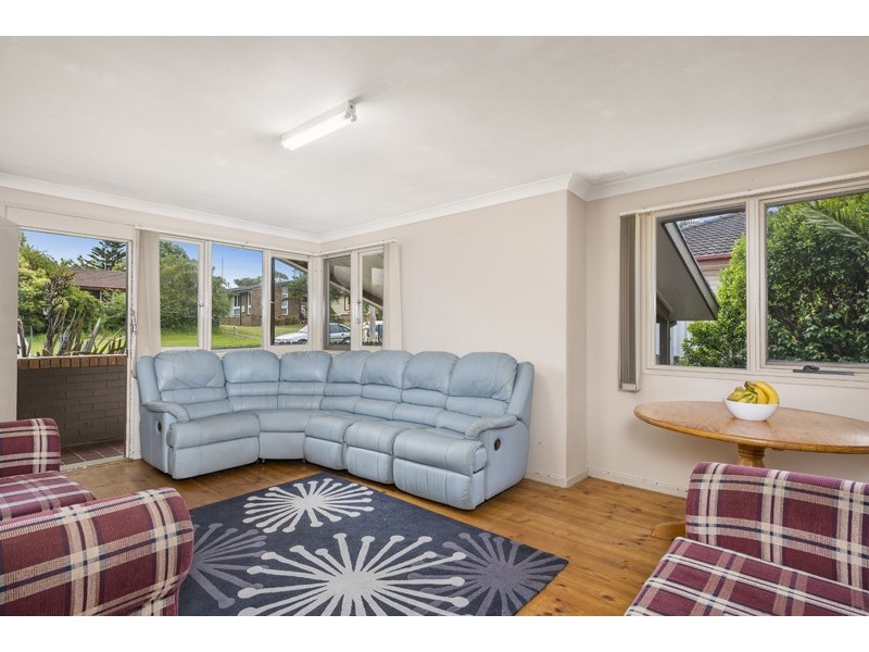 21 & 21a Gasnier Road, Barrack Heights NSW 2528