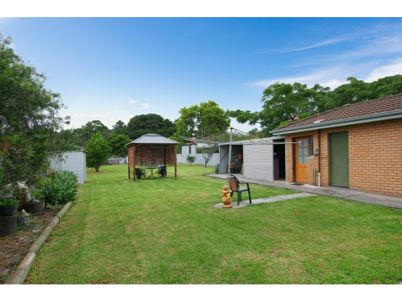 67 Lakeview Parade, Primbee NSW 2502