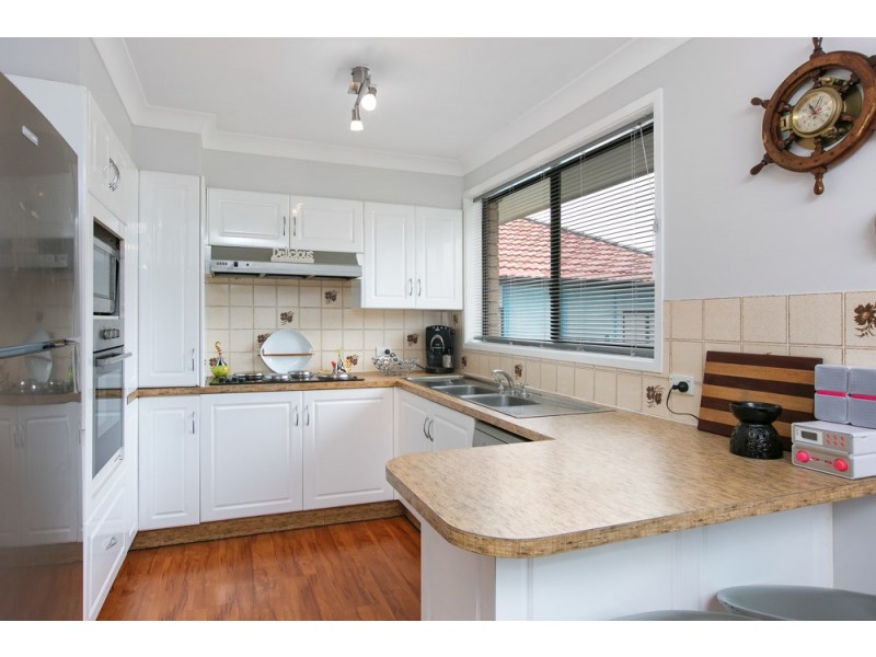 67 Lakeview Parade, Primbee NSW 2502