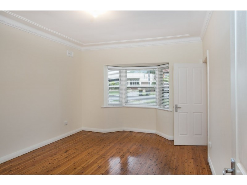 5 Gowan Brae Avenue, Mount Ousley NSW 2519