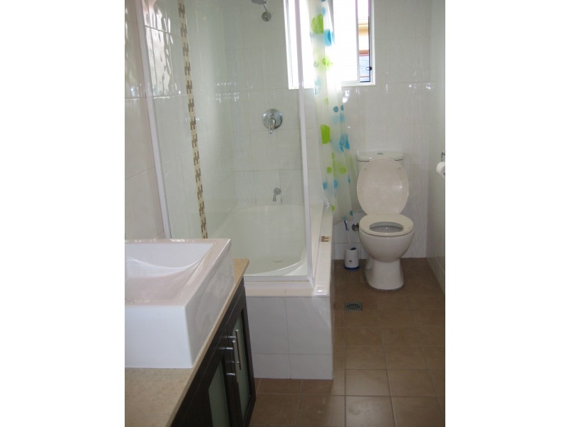 2/22 Brian Avenue, Warilla NSW 2528