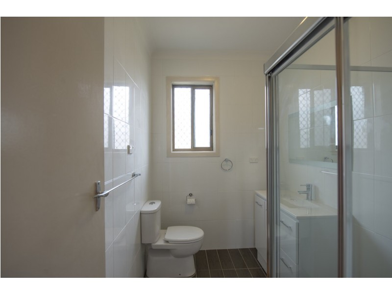 8 Susan Avenue, Warilla NSW 2528