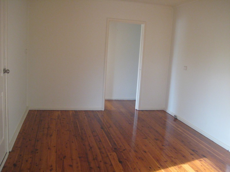 1 Elouera Street, Lake Illawarra NSW 2528