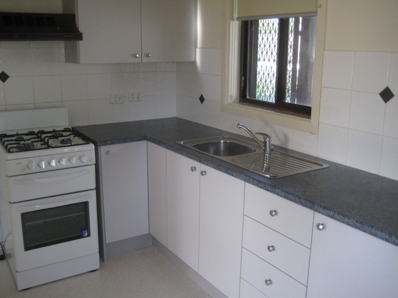 1 Elouera Street, Lake Illawarra NSW 2528