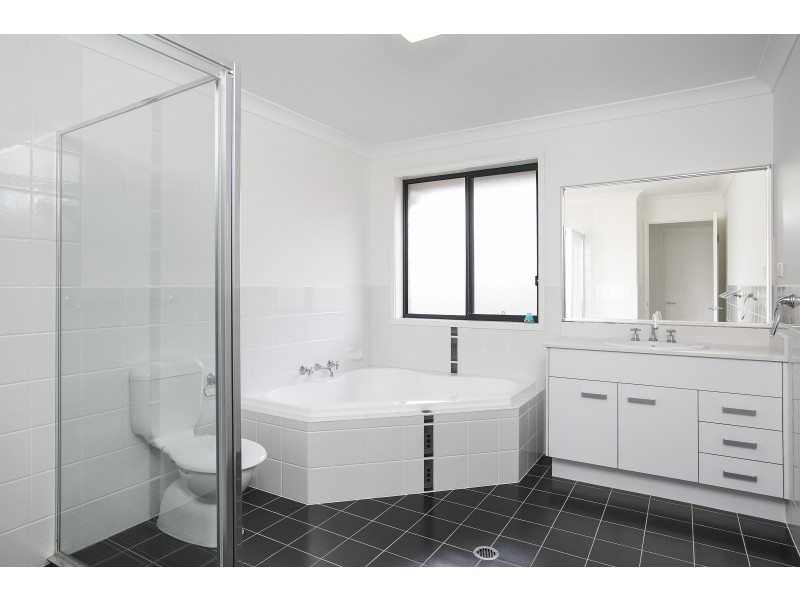 34 Killalea Drive, Shell Cove NSW 2529