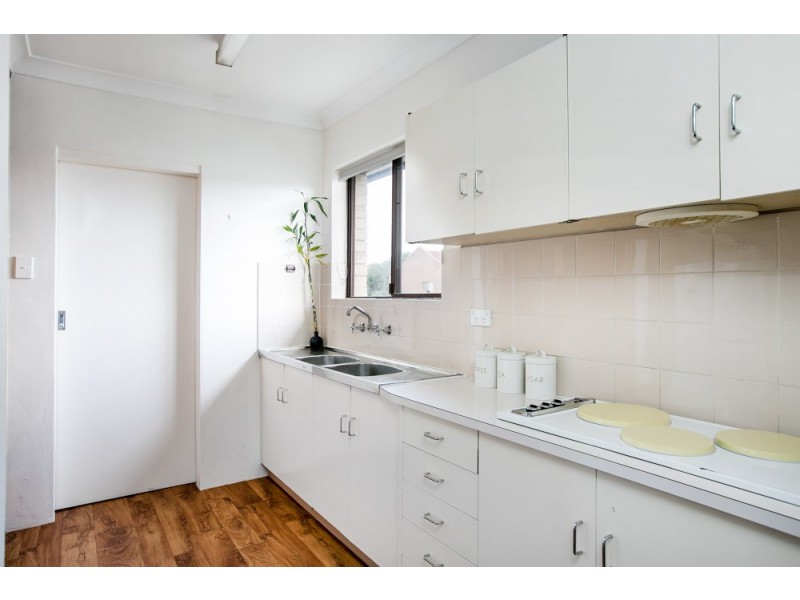 11/46 Peterborough Avenue, Lake Illawarra NSW 2528