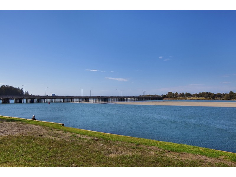 11/46 Peterborough Avenue, Lake Illawarra NSW 2528