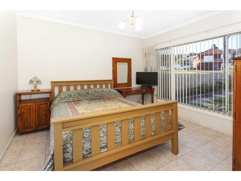 14 Parker Street, Port Kembla NSW 2505