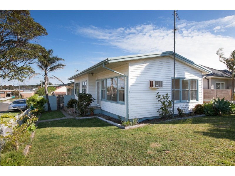 1 Carinmoney Avenue, Warilla NSW 2528