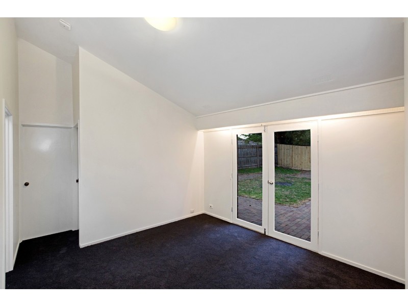 69A Gateshead Drive, Wantirna South VIC 3152