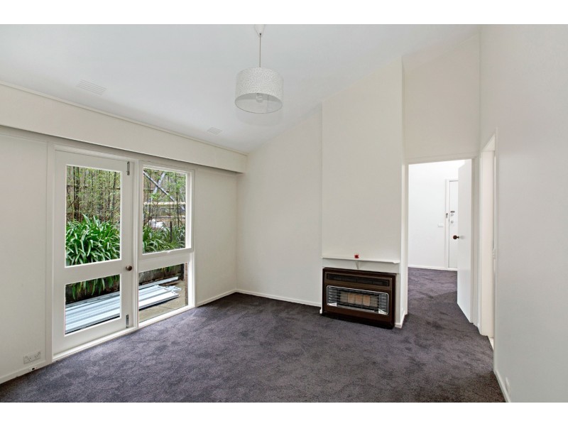 69B Gateshead Drive, Wantirna South VIC 3152