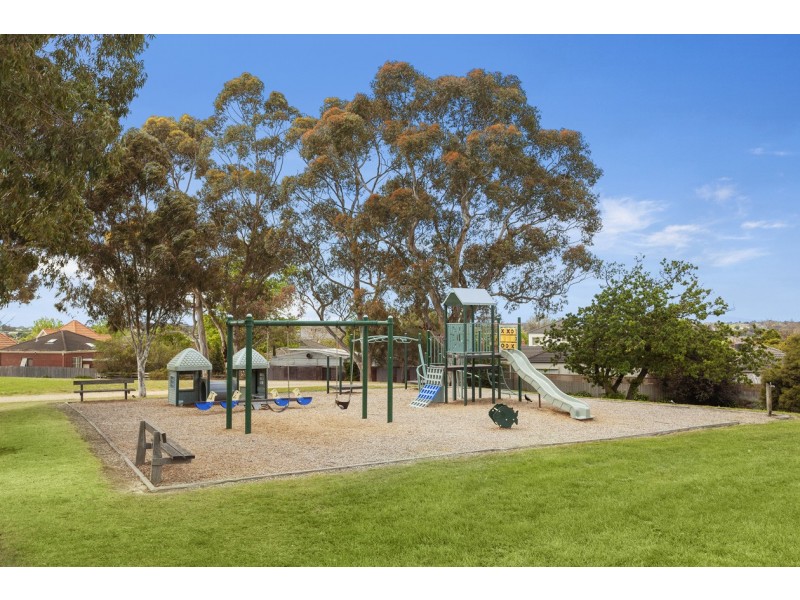 10/18 Ashted Road, Box Hill VIC 3128