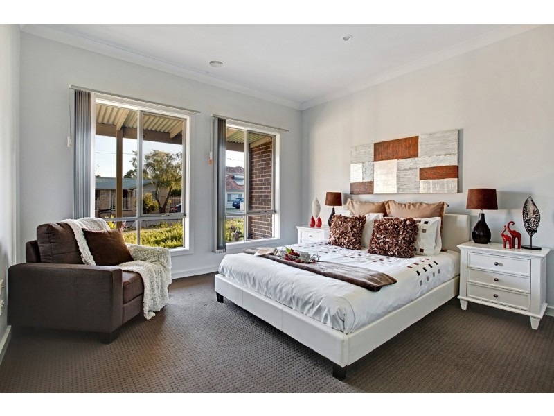 1A Turnstone Street, Doncaster East VIC 3109