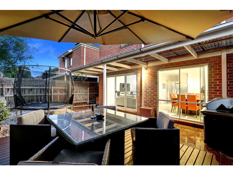 5 Mintleaf Grove, Mitcham VIC 3132