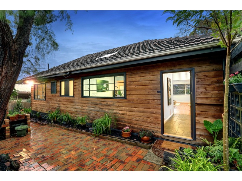 14 Beaufort Street, Mitcham VIC 3132