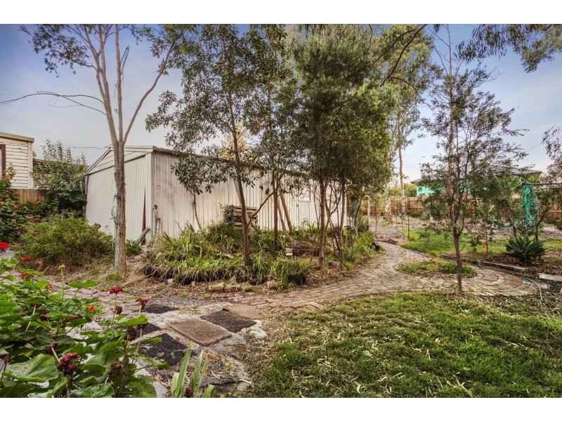 4 Duckham Street, Blackburn VIC 3130