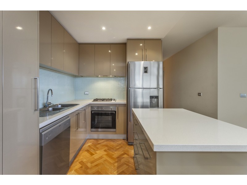 5/885-889 Doncaster Road, Doncaster East VIC 3109