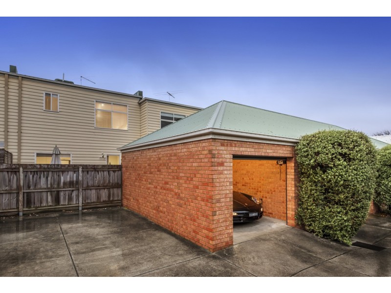4/212 Charman Road, Cheltenham VIC 3192