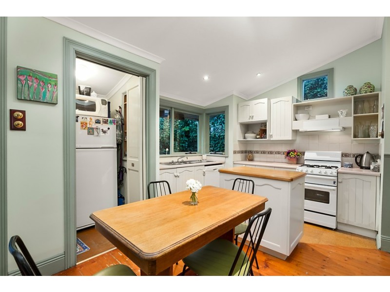 74 Pentland Parade, Yarraville VIC 3013