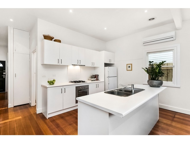 44 Pilgrim Street, Seddon VIC 3011