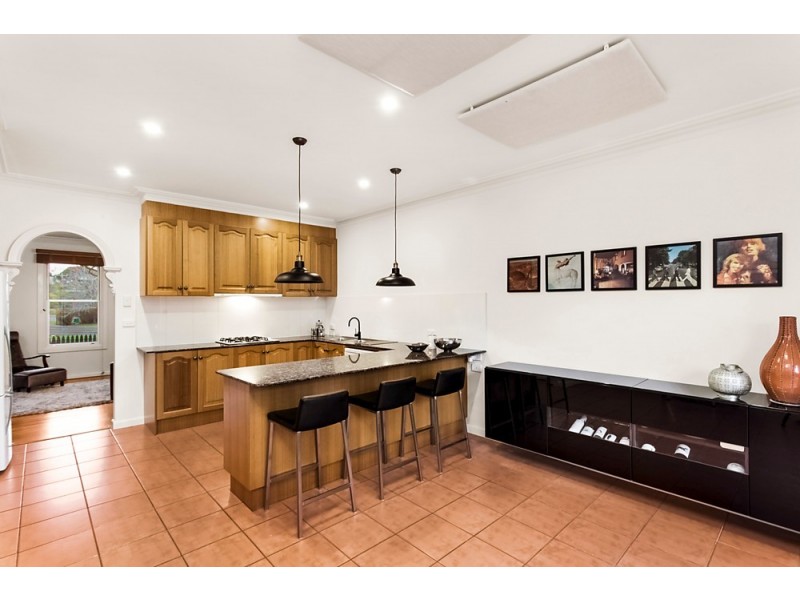 111 John Liston Drive, Newport VIC 3015