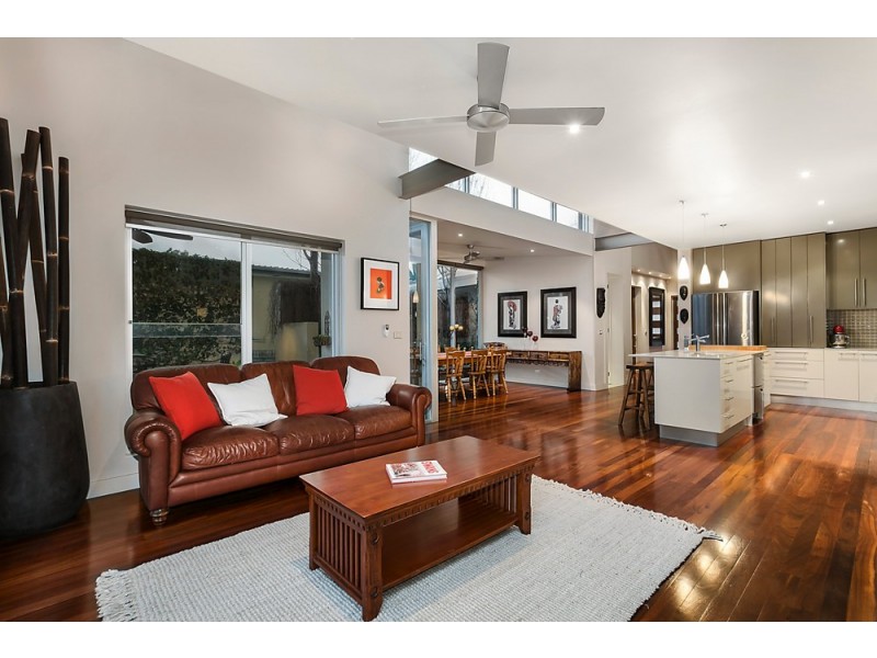 1 Londrew Court, Maribyrnong VIC 3032