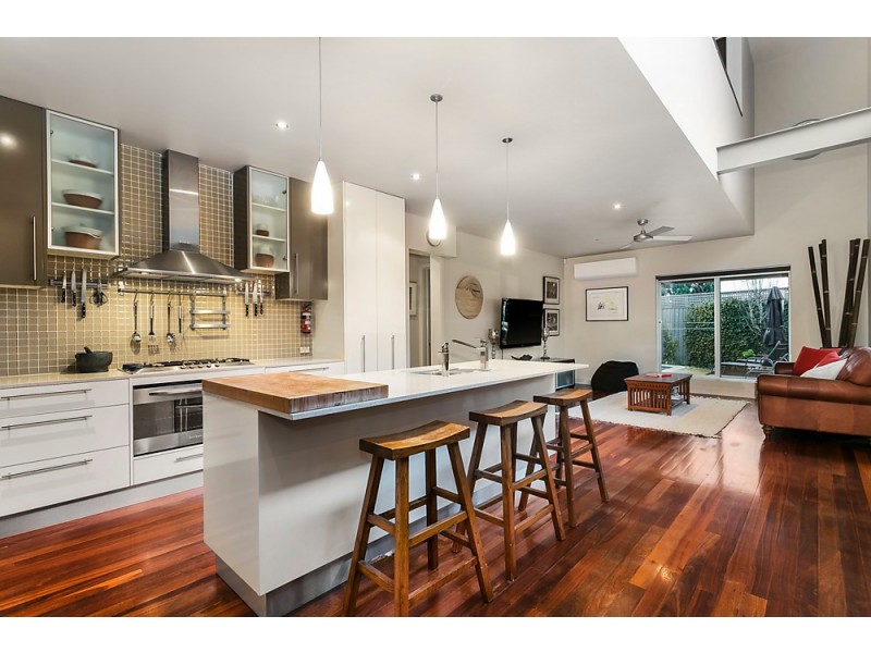 1 Londrew Court, Maribyrnong VIC 3032