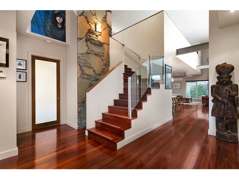 1 Londrew Court, Maribyrnong VIC 3032