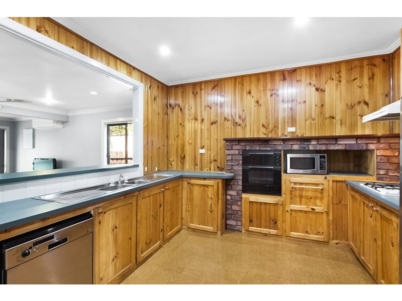 47 Truman Street, South Kingsville VIC 3015