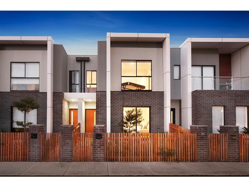 2/2 Ormond Road, West Footscray VIC 3012